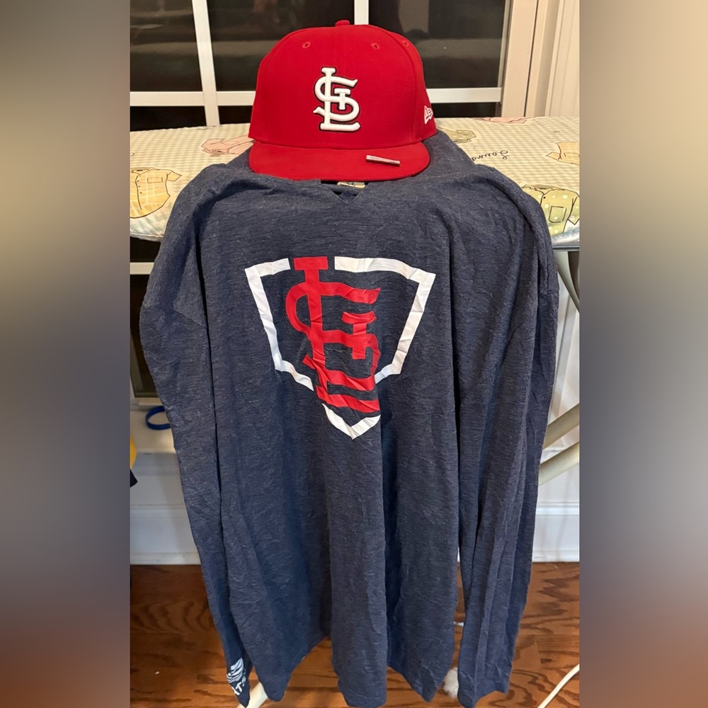 St Louis Cardinals Fan Combo Long Sleeve shirt Hoodie and New Era Fitted Hat